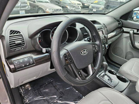 2011 Kia Sorento LX