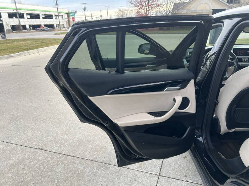 2022 BMW X2 xDrive28i