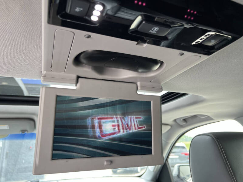 2017 GMC Yukon XL Denali