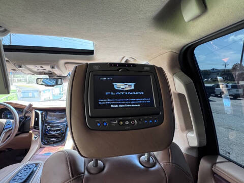 2016 Cadillac Escalade Platinum