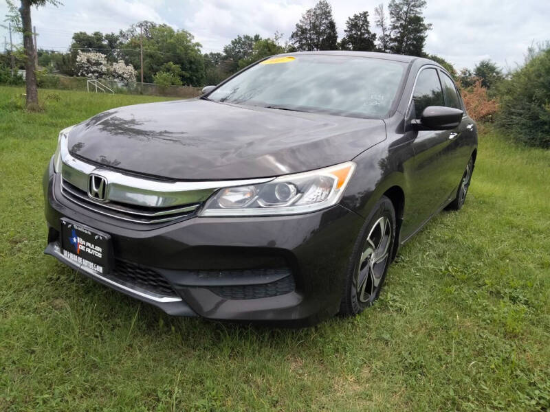 2017 Honda Accord for sale at LA PULGA DE AUTOS in Dallas TX