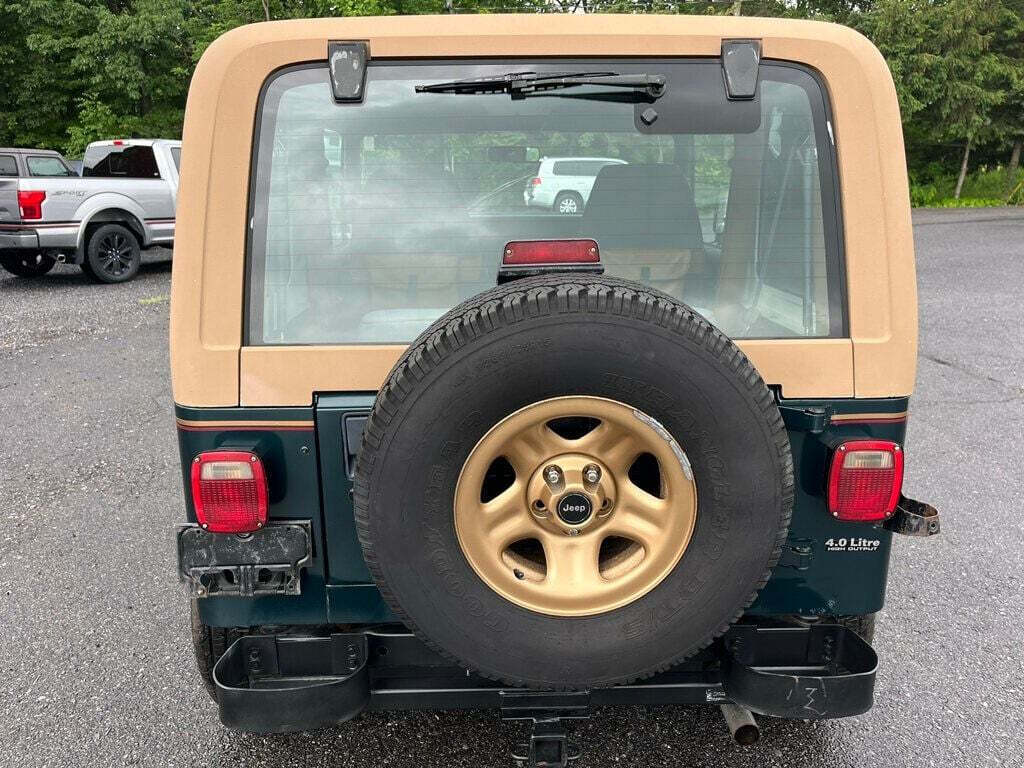 1994 Jeep Wrangler 5