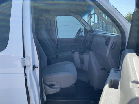 2012 Ford E-Series E-250