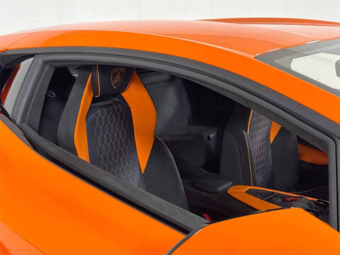 2024 Lamborghini Revuelto