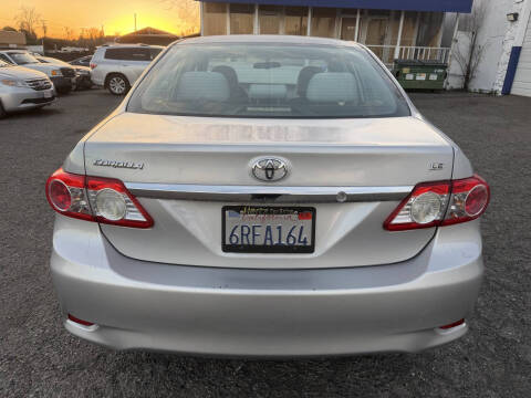 2011 Toyota Corolla LE
