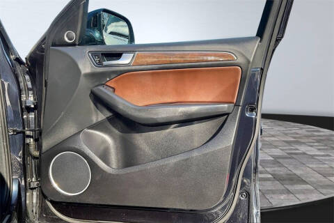 2017 Audi Q5 2.0T quattro Premium Plus