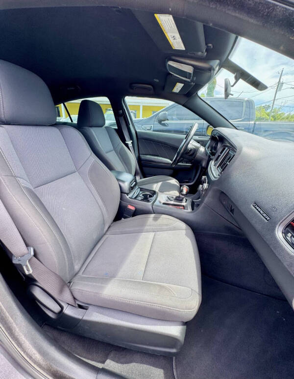 2019 Dodge Charger SXT