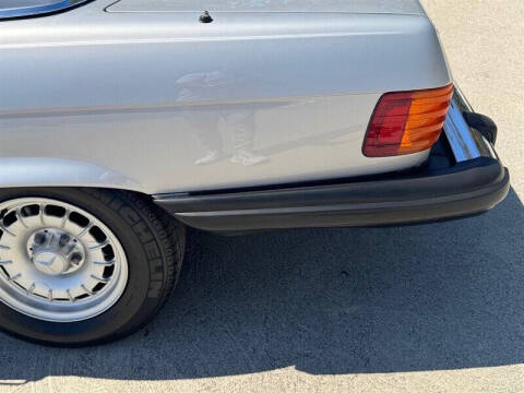 1984 Mercedes-Benz 380-Class 380 SL