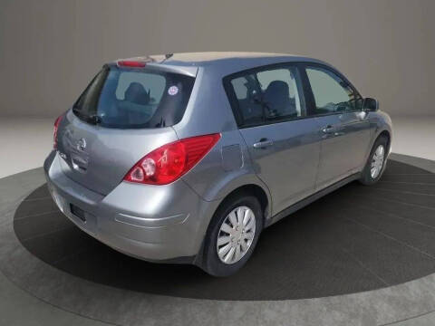 2012 Nissan Versa 1.8 S