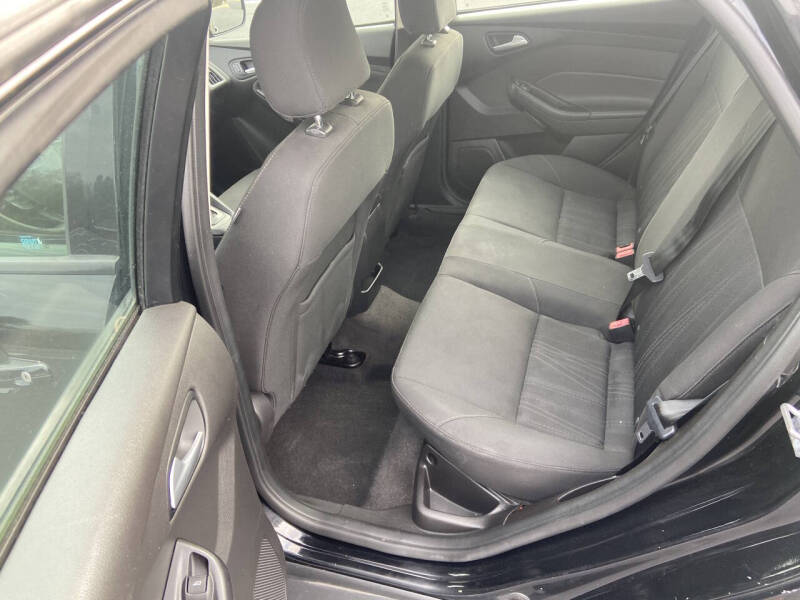 2017 Ford Focus SE