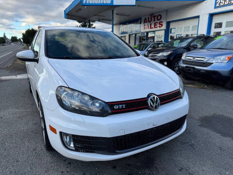 2014 Volkswagen GTI Wolfsburg Edition PZEV