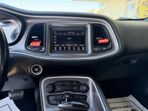 2020 Dodge Challenger SXT