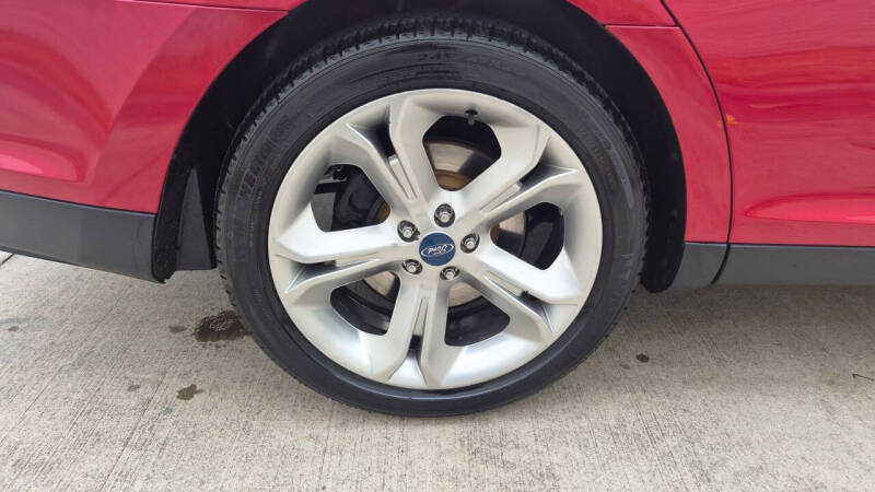 2010 Ford Taurus SHO