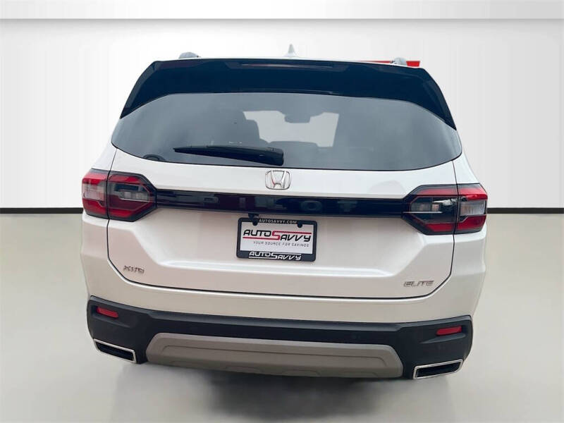 2023 Honda Pilot Elite