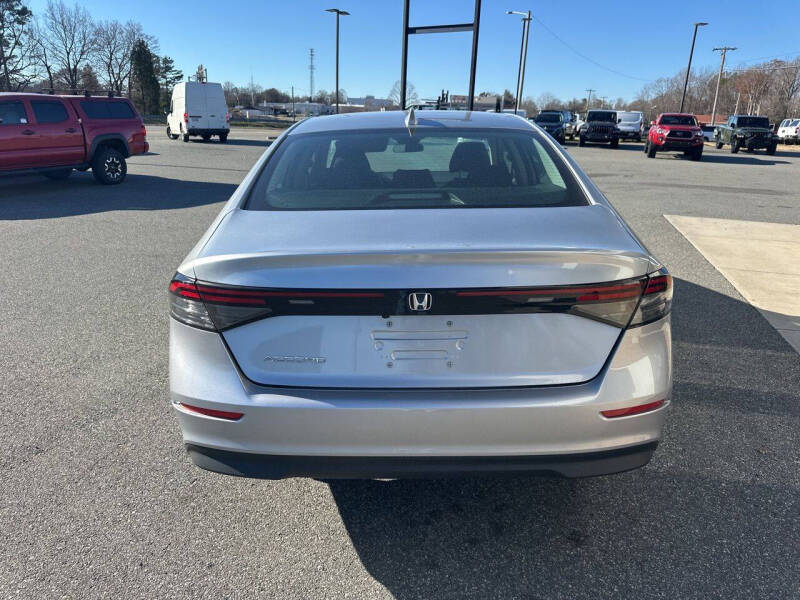 2024 Honda Accord LX