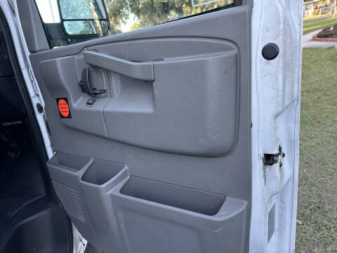 2017 Chevrolet Express 2500