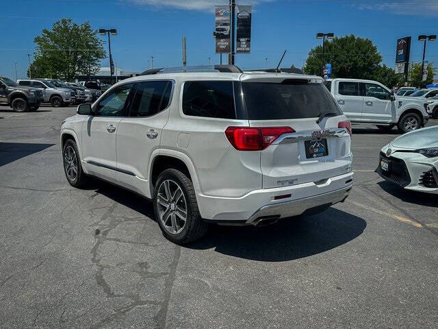 2017 GMC Acadia Denali