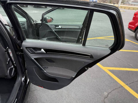 2017 Volkswagen Golf GTI