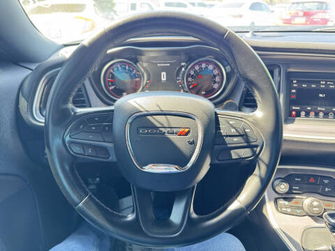 2020 Dodge Challenger SXT