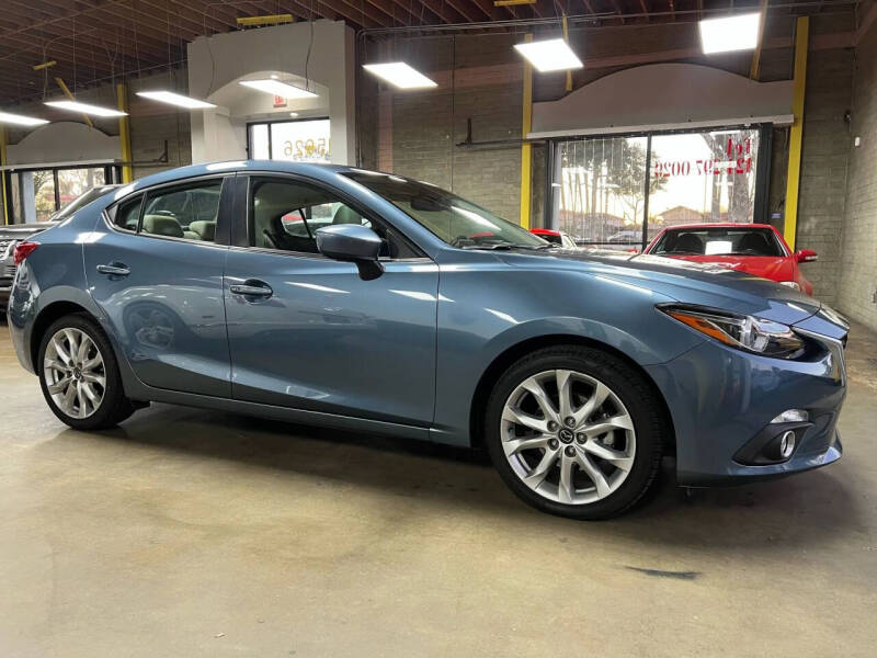 2015 Mazda MAZDA3 s Grand Touring