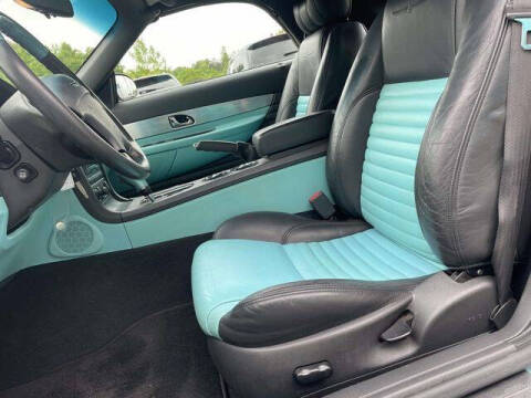 2002 Ford Thunderbird Deluxe