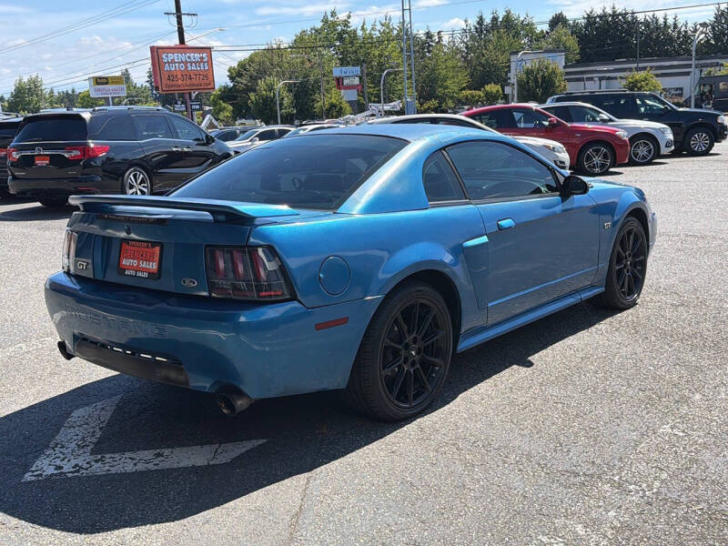2002 Ford Mustang GT Deluxe