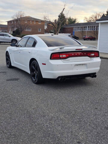 2013 Dodge Charger R/T Plus