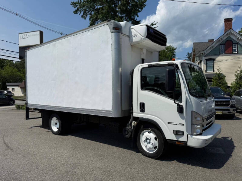 2017 Isuzu NPR-HD
