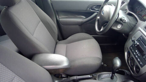 2007 Ford Focus ZX5 S