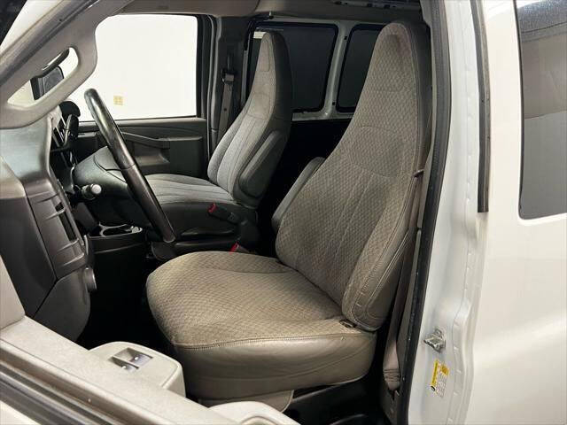 2017 Chevrolet Express 2500