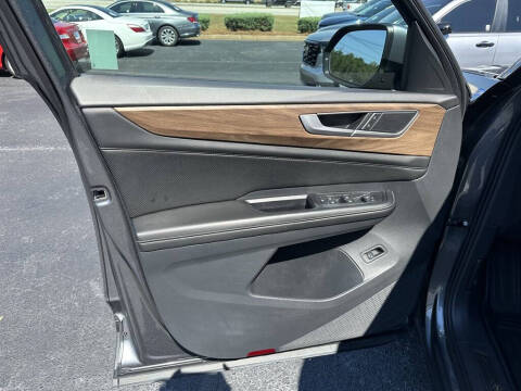 2024 Volkswagen Atlas SE