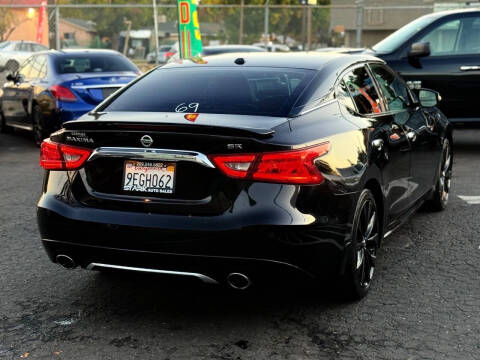 2017 Nissan Maxima 3.5 SR