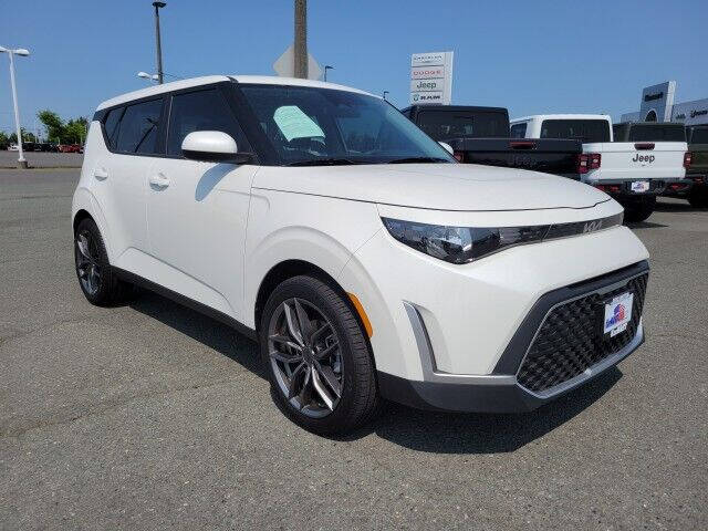 2023 Kia Soul for sale at Karmart in Burlington WA