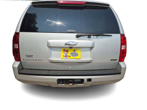 2011 Chevrolet Suburban LT