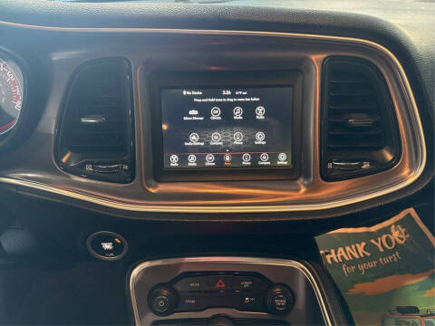 2020 Dodge Challenger SXT