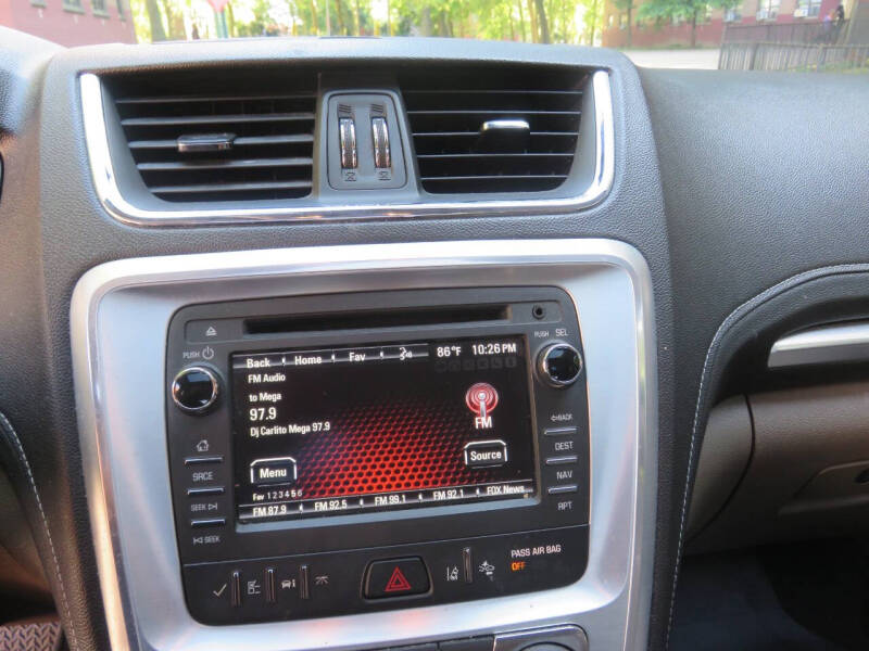 2016 GMC Acadia SLT-1