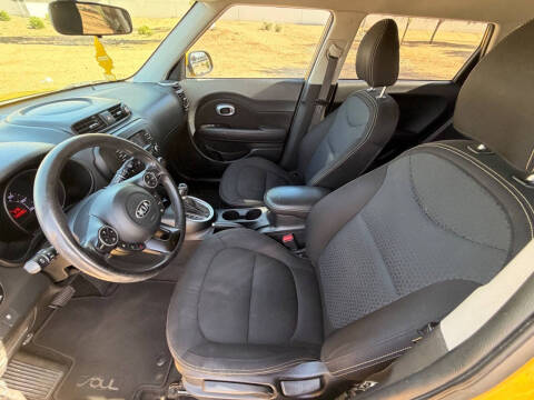 2016 Kia Soul +