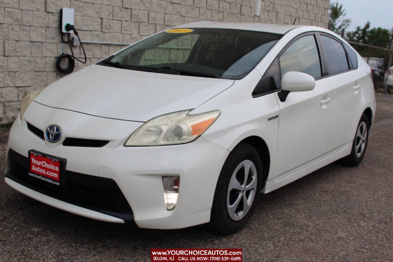 2013 Toyota Prius Two 4dr Hatchback's photo