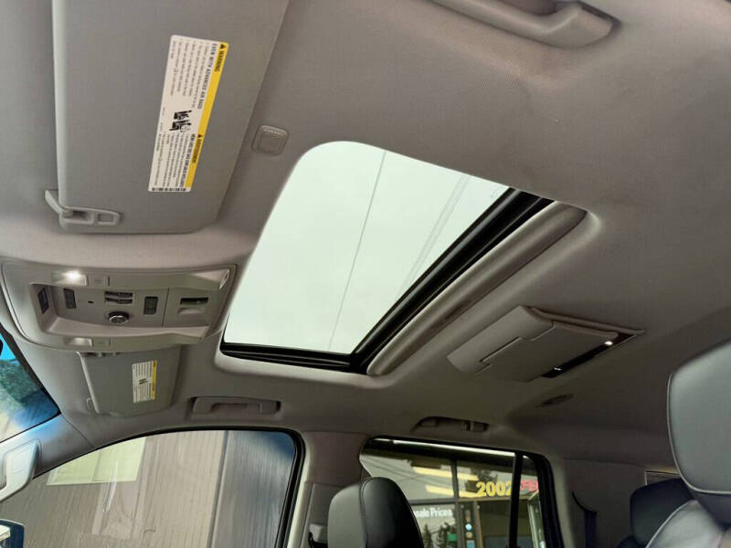 2016 Cadillac Escalade Luxury Collection