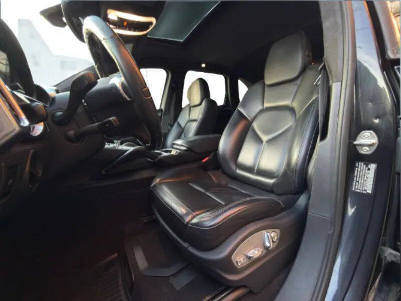 2012 Porsche Cayenne Turbo