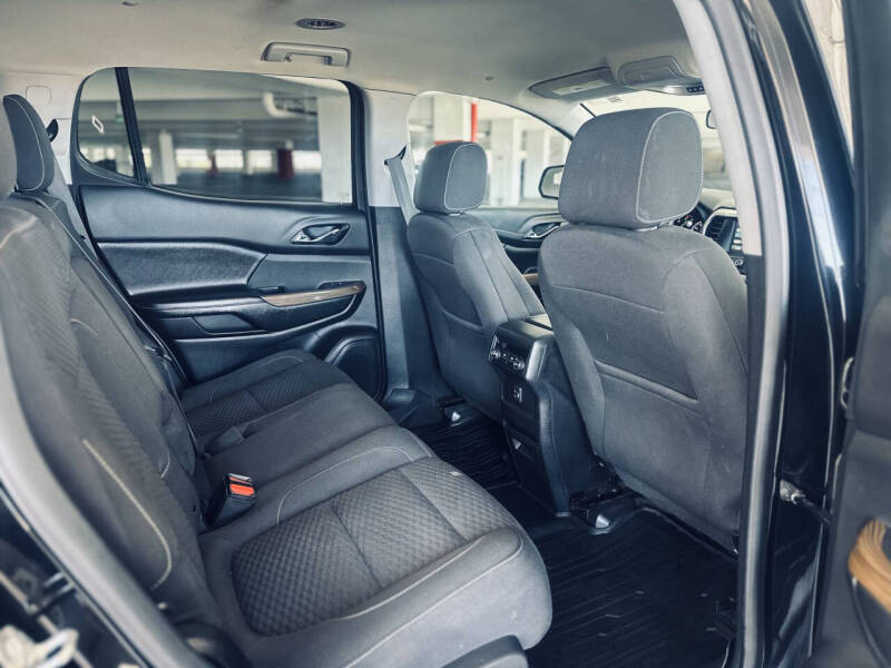 2019 GMC Acadia SLE-1