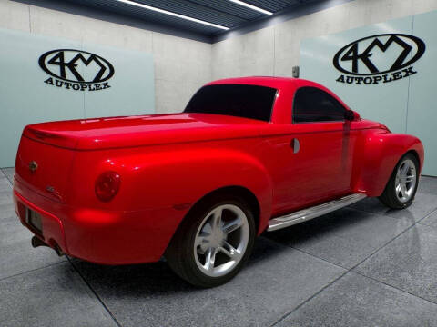 2004 Chevrolet SSR LS