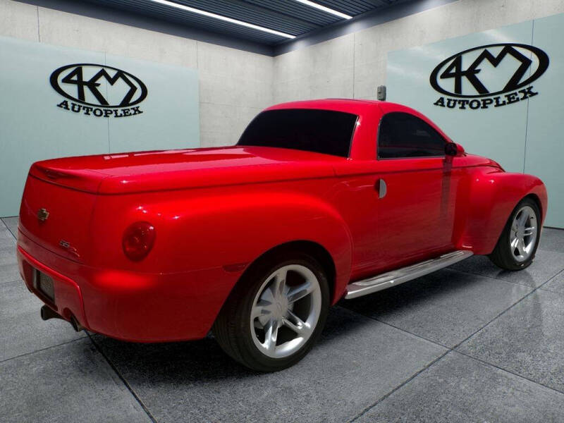 2004 Chevrolet SSR LS