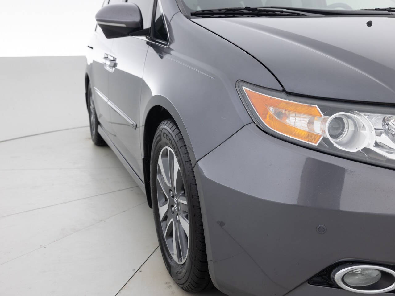 Used Car 2016 Honda Odyssey  Touring Elite 4dr Mini Van For Sale Under $12,000 In Coal City, Illinois