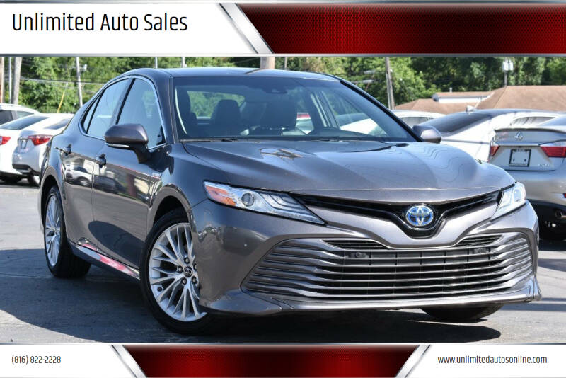 2018 Toyota Camry Hybrid for sale at Unlimited Auto Sales in Kansas City MO