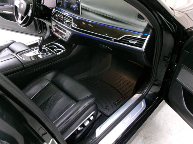 2016 BMW 7 Series 750i xDrive