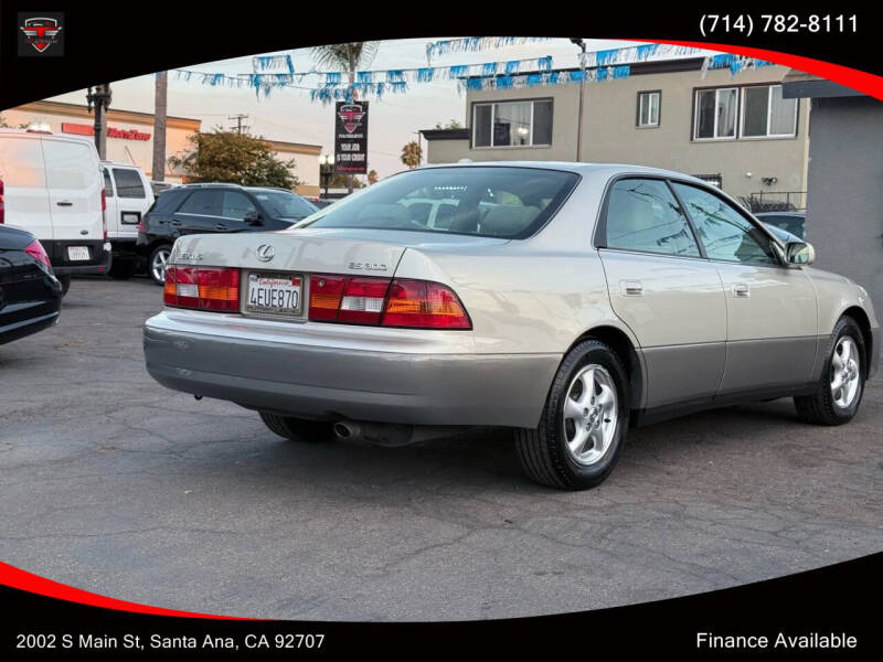 1999 Lexus ES 300