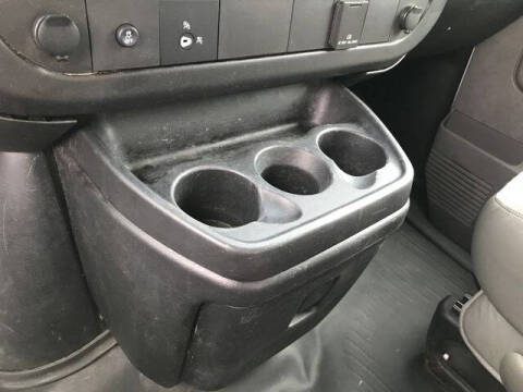 2017 GMC Savana 2500