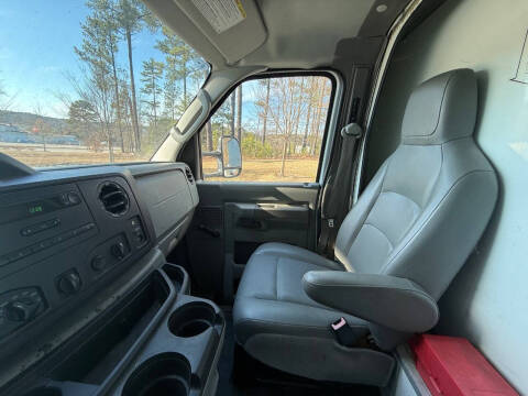 2015 Ford E-Series E-350 SD