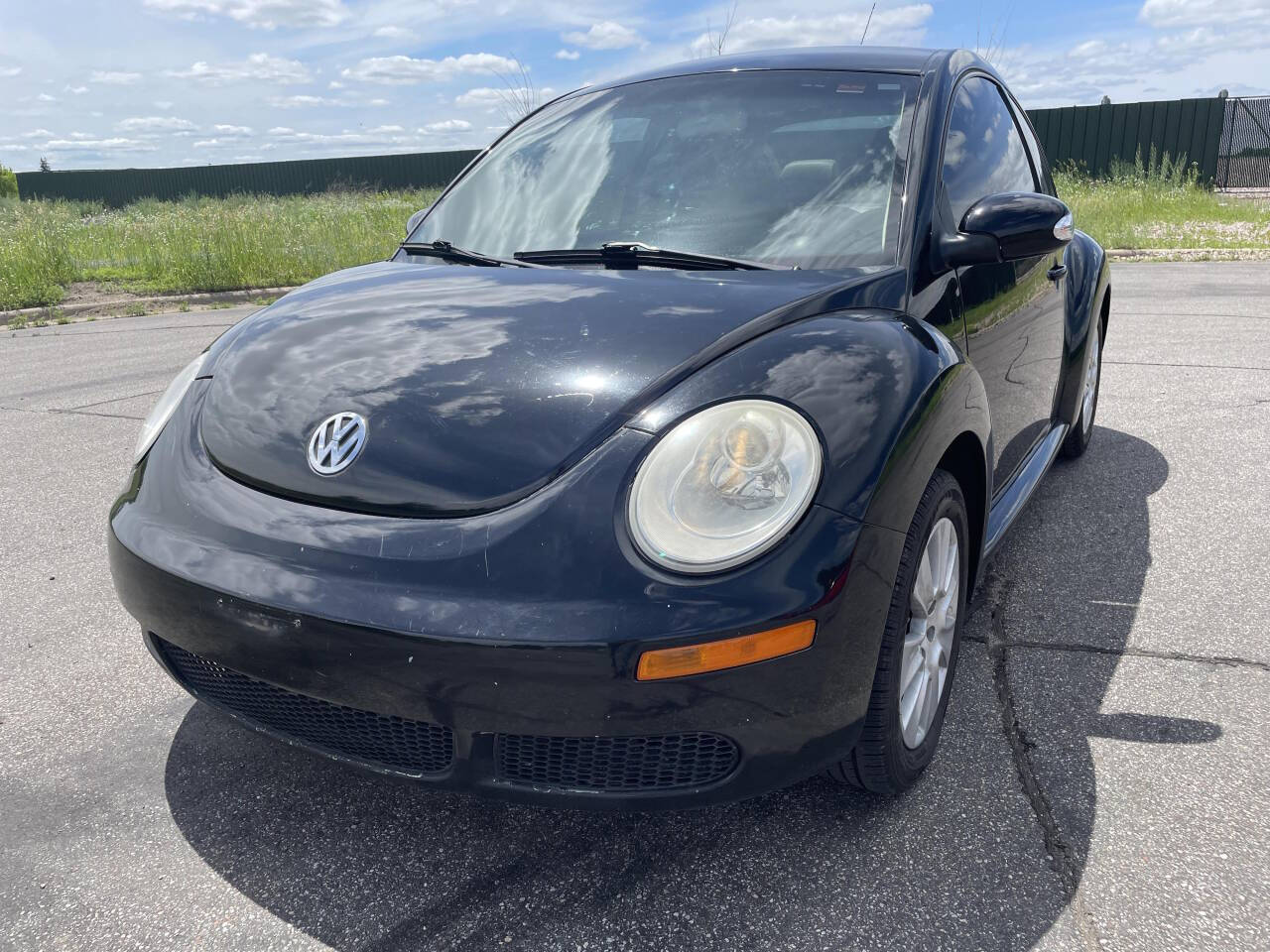 2008 Volkswagen New Beetle for sale at Twin Cities Auctions in Elk River, MN